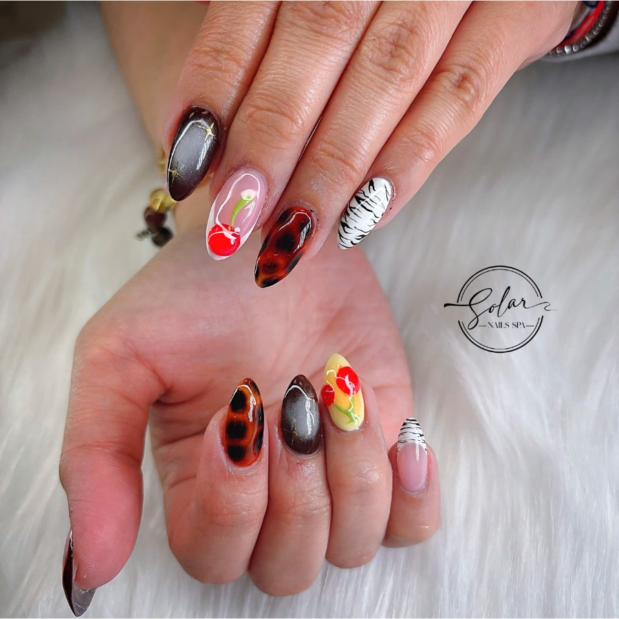 Solar Nails Spa nail photo 5